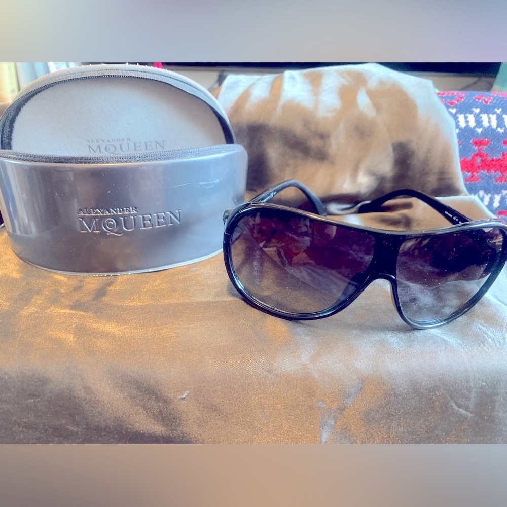 Alexander McQueen sunglasses